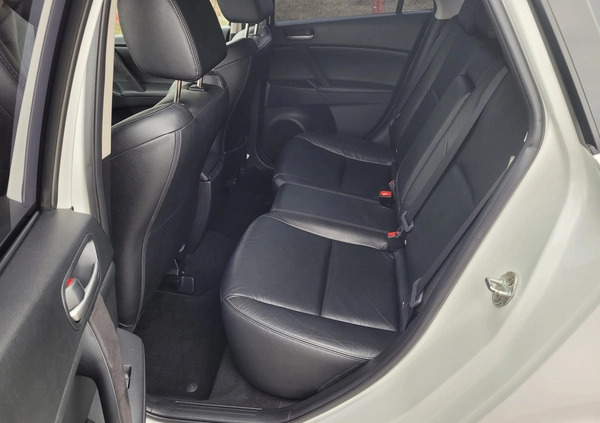 Mazda 3 cena 24900 przebieg: 184000, rok produkcji 2009 z Gniezno małe 277